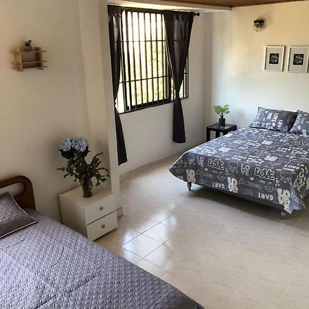 Habitaciones Independientes Cerca Al Aeropuerto 1 Cartagena Luaran gambar